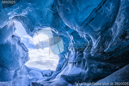 Image of Amazing glacial cave