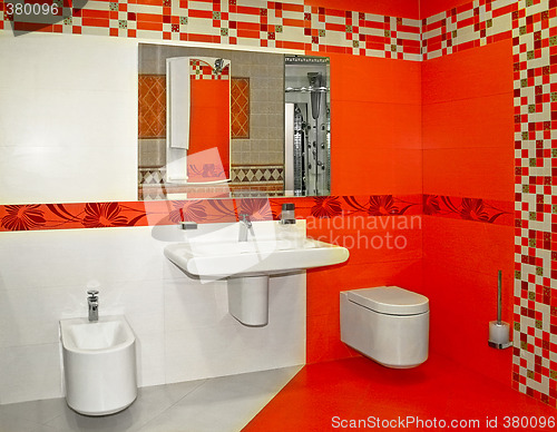 Image of Red bathroom