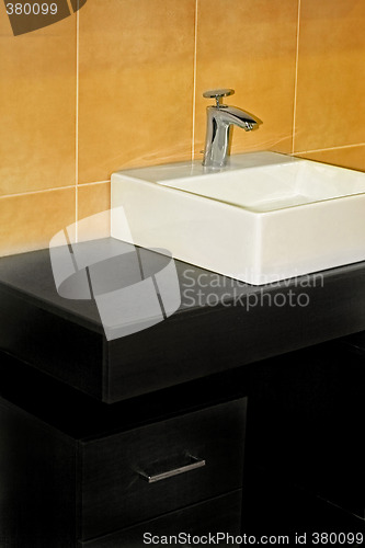 Image of Simple bathroom
