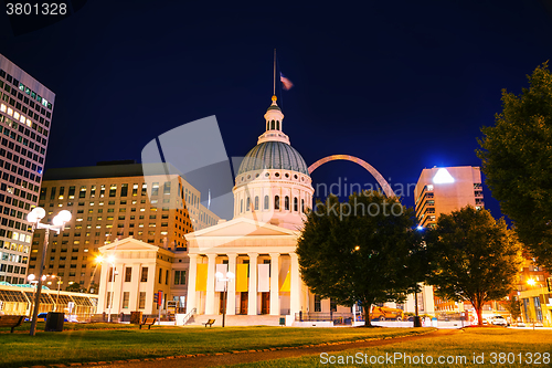 Image of Downtown St Louis, MO with the Old Courthouse
