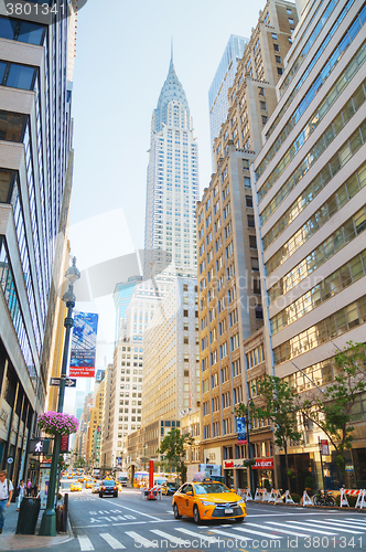 Image of New York street with the Chrysler building 