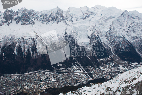 Image of mountain landscape