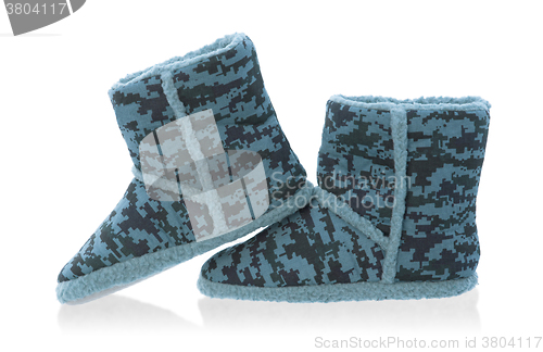 Image of Warm slippers with camouflage print