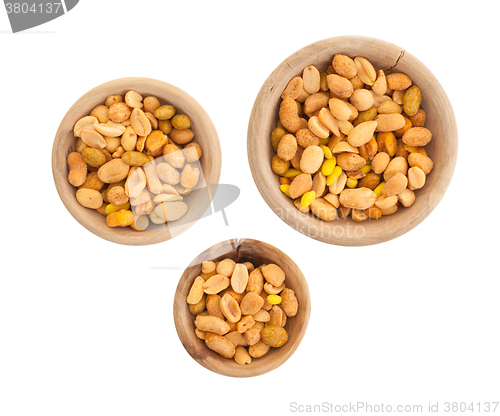 Image of Fresh mixed salted nuts in a bowl, peanut mix