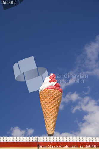 Image of Giant Icecream