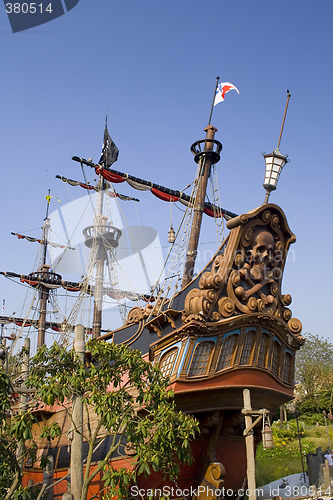 Image of Pirate ship