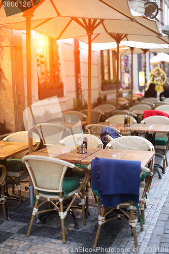 Image of cafe on the street