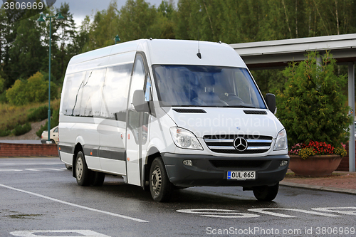 Image of White Mercedes-Benz Sprinter Minibus 