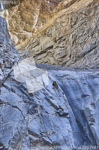 Image of Blue and yellow walls in Mosaic Canyon