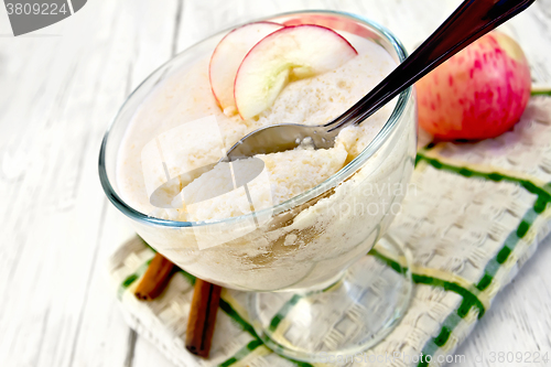 Image of Jelly airy apple in glass bowl on napkin