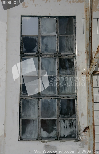 Image of Old window 