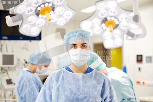 Image of surgeon in operating room at hospital