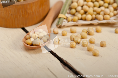 Image of organic soya beans 