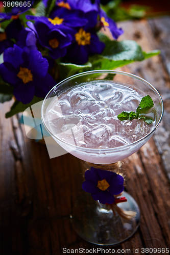 Image of pink cocktails with fresh mint