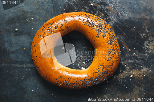 Image of Bagel with poppy seeds