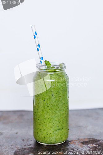 Image of Green smoothie in the jar