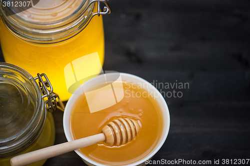 Image of Honey with walnut