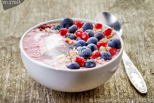 Image of breakfast smoothie bowl