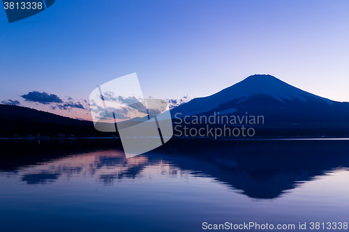 Image of Mountain Fuji with Lake Yamanaka