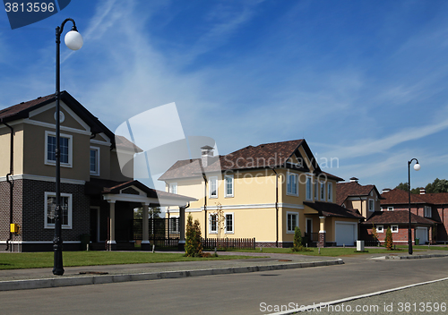 Image of idyllic neighborhood in America