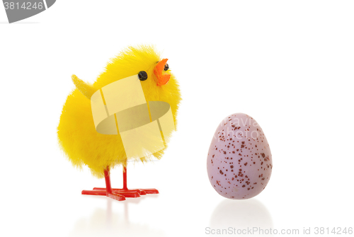 Image of Single easter chick with a chocolate egg