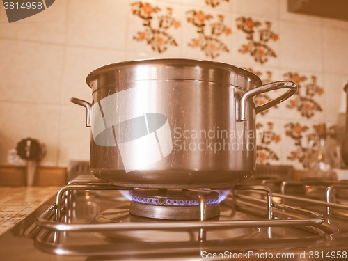 Image of  Saucepot on cooker vintage