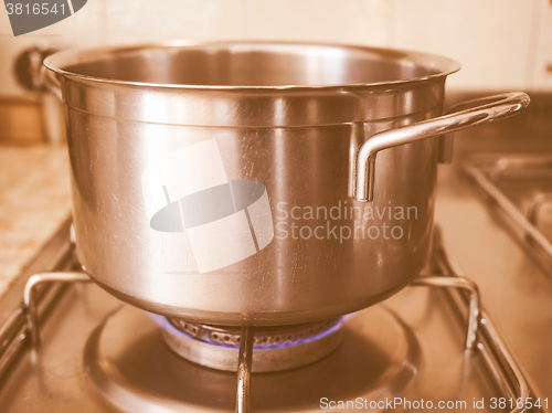 Image of  Saucepot on cooker vintage