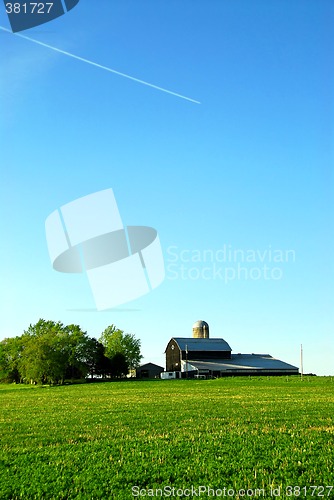 Image of Farmhouse and barn