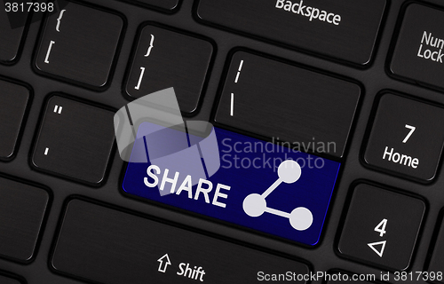 Image of Blue share button 