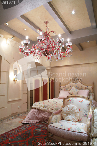 Image of luxurious bedroom