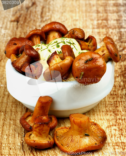 Image of Delicious Roasted Chanterelles