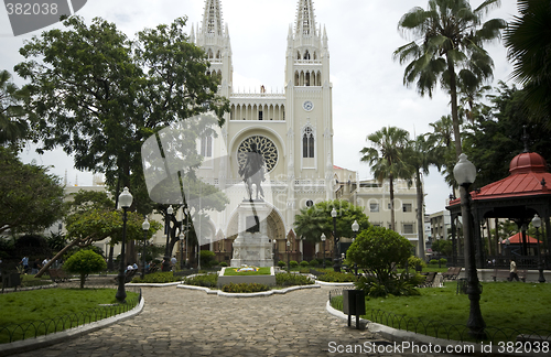 Image of guayaquil; ecuador; south-america; park; simon-bolivar; cathedra