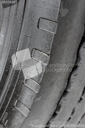 Image of  worn tire tread