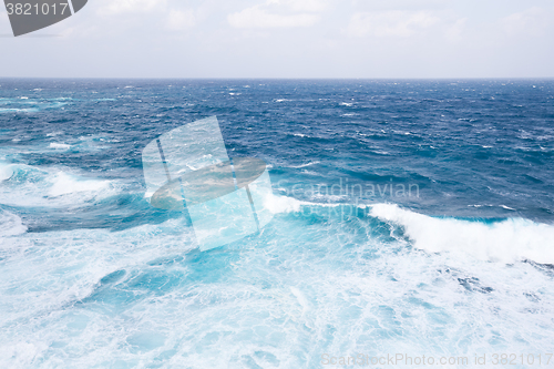 Image of Ocean and wave