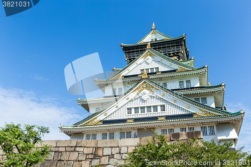 Image of Osaka castle with clear blue sky