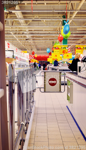 Image of RUSSIA - DECEMBER, 12.2015: Entrance to the supermarket in Petro