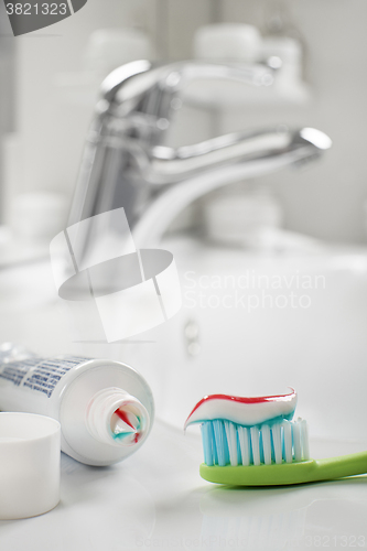 Image of Toothbrush