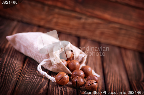 Image of nuts