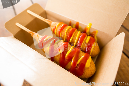 Image of Corn dog in paper box