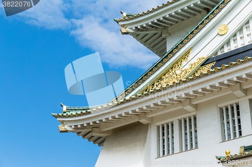 Image of Osaka Castle with clear blue sky