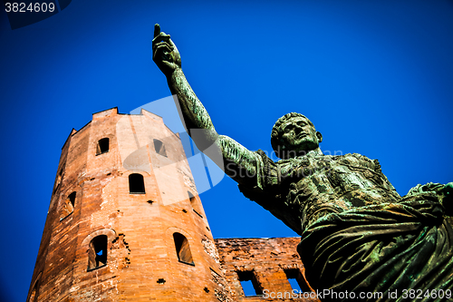 Image of The leader: Cesare Augustus - Emperor