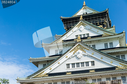 Image of Osaka castle with blue sky