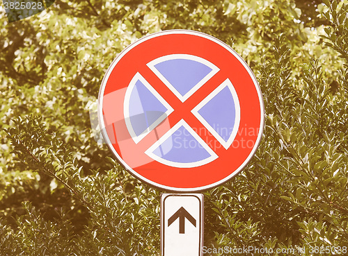 Image of  Do not Park sign vintage
