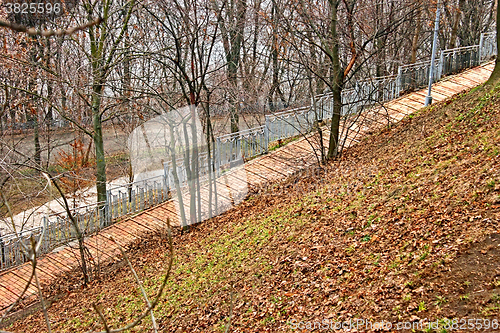 Image of Park paved that runs steeply down