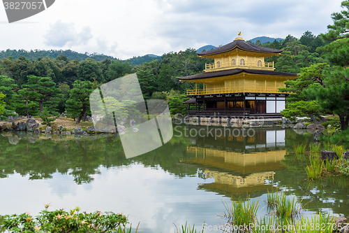Image of Golden Pavillion in Kyoto Japan