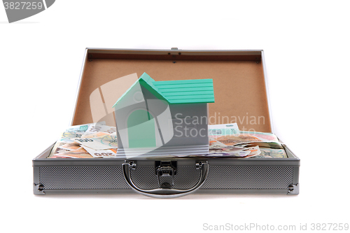Image of czech money and house