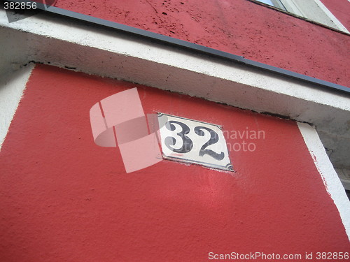 Image of No 32