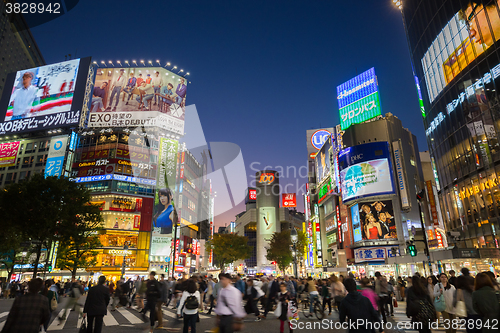 Image of Pedestrians at Shibuya Crossing, Tokio, Japan