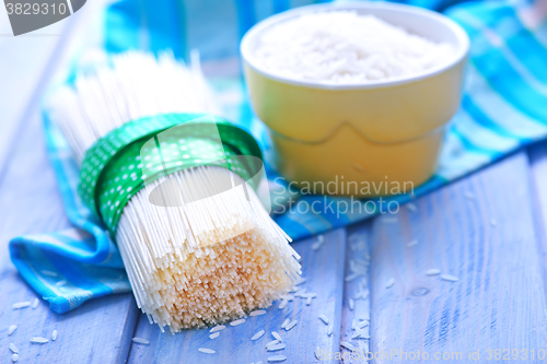 Image of rice noodles