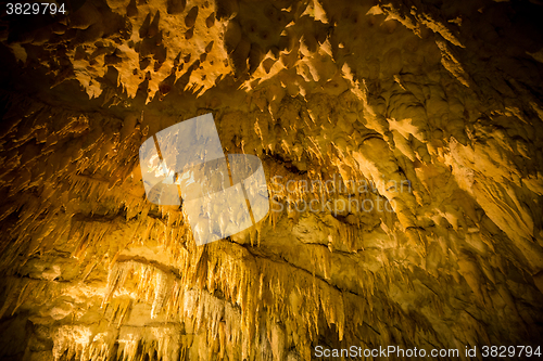 Image of Stalactites inside gyukusendo cave